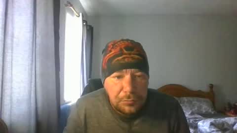 mr_i_ online show from May 4, 7:37 am