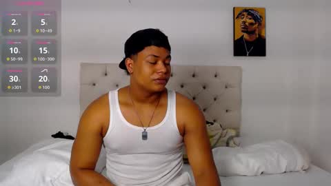 mr_jordan2310 online show from October 6, 2:36 pm