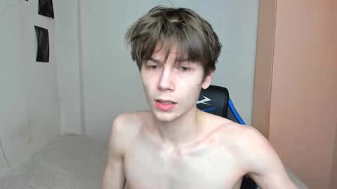 Snapshot of mr_makentoshi chatting on January 31, 1:02 pm Makentoshi online show from January 31, 1:02 pm