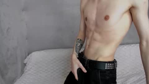 Snapshot of mr_makentoshi chatting on September 15, 7:30 am Makentoshi online show from September 15, 7:30 am