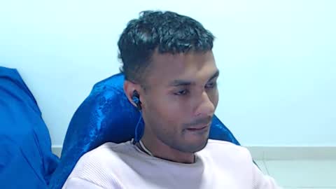 Max online show from March 19, 12:25 am