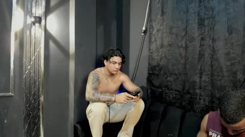 mr_maximo online show from October 19, 5:08 am