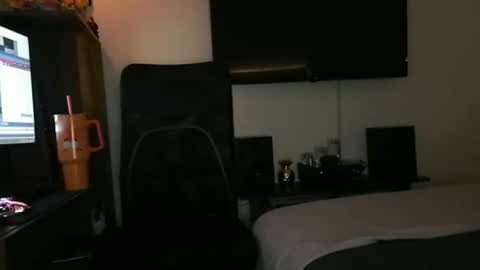 Snapshot of mr_miss_dannys chatting on March 4, 3:11 am Dannys online show from March 4, 3:11 am