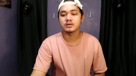 mr_olivercummerx online show from November 29, 6:55 pm