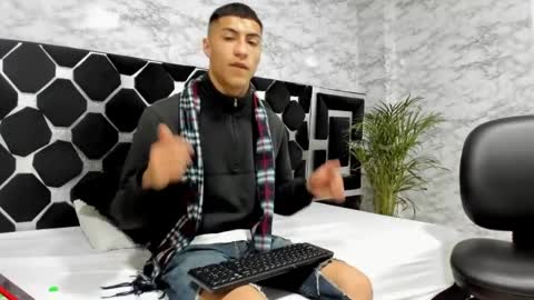 Mr Porn  online show from May 5, 1:08 pm