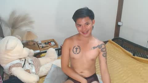 KYLE online show from March 23, 2:10 pm