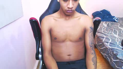 Snapshot of mr_stiven_ chatting on January 5, 5:20 am mr_stiven_ online show from January 5, 5:20 am