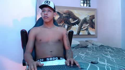 Snapshot of mr_stiven_ chatting on February 18, 2:59 am mr_stiven_ online show from February 18, 2:59 am