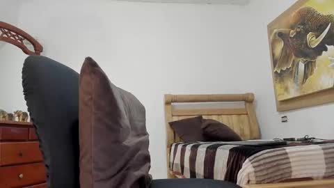 mr_stiven_ online show from March 5, 3:24 am