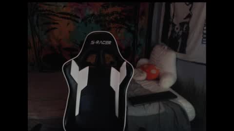 Snapshot of mr_strawberry chatting on September 30, 9:14 am mr_strawberry online show from September 30, 9:14 am