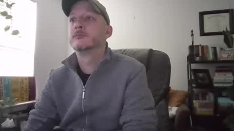 MrMcCray online show from March 8, 4:50 pm