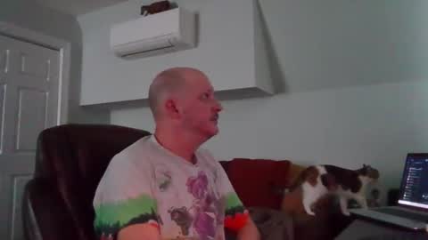 MrMcCray online show from April 22, 5:14 pm