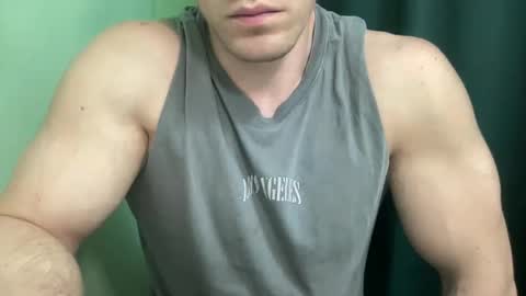 Mrbiceps23 online show from December 10, 6:49 pm
