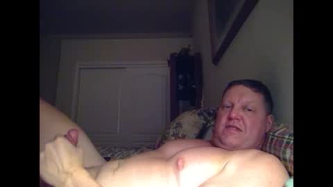 Snapshot of mrbig25739 chatting on February 23, 4:50 am mrbig25739 online show from February 23, 4:50 am