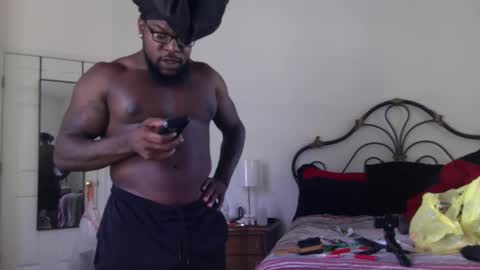 MrBigDThomas online show from October 14, 2:29 pm