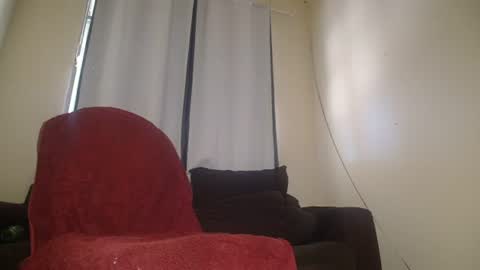 Snapshot of mrbrown_strong chatting on July 16, 12:55 pm mr brown online show from July 16, 12:55 pm