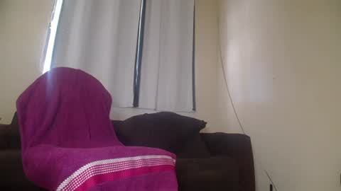 Snapshot of mrbrown_strong chatting on July 22, 12:19 pm mr brown online show from July 22, 12:19 pm