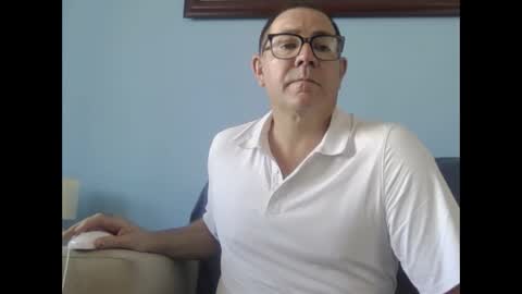 Mrcaruso online show from October 2, 12:45 pm