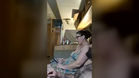 mrcloudofsmoke online show from July 8, 4:06 am