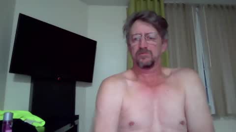 mrcumstain online show from March 4, 4:49 am