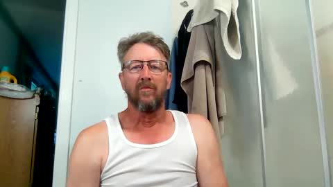 mrcumstain online show from October 1, 6:03 pm