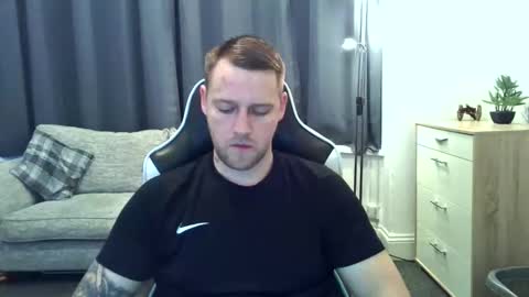 mrengland86566 online show from February 23, 7:06 am