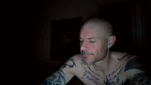 Snapshot of mrf388 chatting on February 12, 6:52 am IwantU2WatchME online show from February 12, 6:52 am