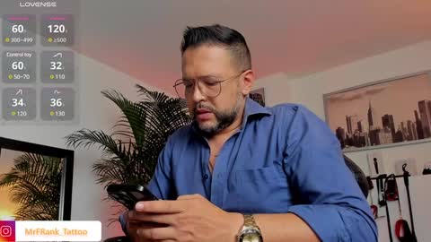 MrFrank. online show from December 6, 4:17 pm