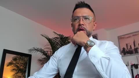 MrFrank. online show from December 19, 12:56 pm