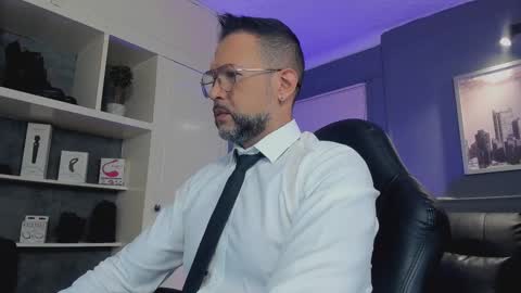 MrFrank. online show from September 15, 1:22 pm