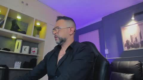 MrFrank. online show from November 18, 11:47 am