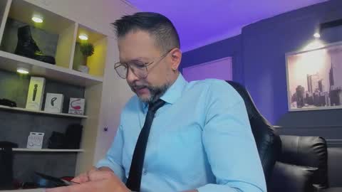 MrFrank. online show from December 4, 12:58 pm