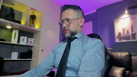 MrFrank. online show from February 16, 10:33 am