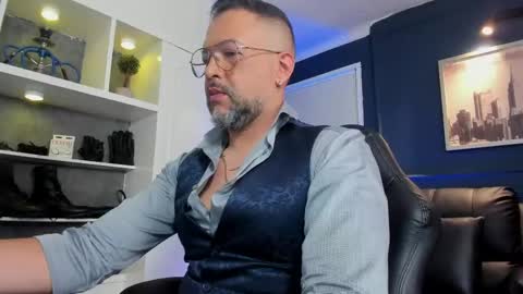 MrFrank. online show from June 9, 4:07 pm