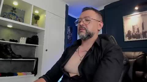 MrFrank. online show from June 19, 2:21 pm