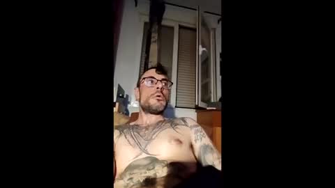 mrfumao online show from June 1, 1:29 am