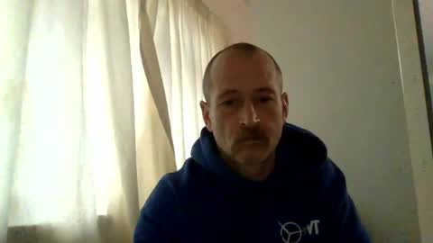 Snapshot of mrgoodkat79 chatting on March 10, 7:42 am mrgoodkat79 online show from March 10, 7:42 am