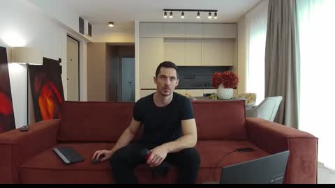 Snapshot of mrgreeneyes01 chatting on December 21, 11:17 am juan luis online show from December 21, 11:17 am