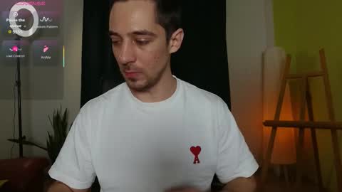 Snapshot of mrgreeneyes01 chatting on February 2, 8:07 pm juan luis online show from February 2, 8:07 pm