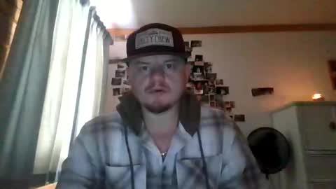 mrhandsome_1 online show from February 8, 6:44 pm