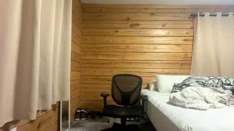 Snapshot of mrhandsome_1 chatting on July 6, 12:46 pm mrhandsome_1 online show from July 6, 12:46 pm