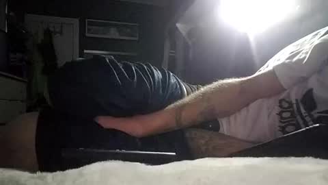 Snapshot of mrj1979 chatting on January 21, 1:22 pm mrj1979 online show from January 21, 1:22 pm