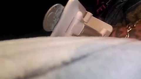 Snapshot of mrj1979 chatting on March 2, 2:32 pm mrj1979 online show from March 2, 2:32 pm