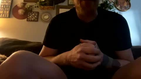 Snapshot of mrj1982 chatting on March 4, 6:18 pm Mr.j online show from March 4, 6:18 pm