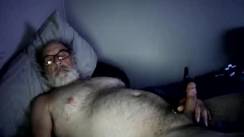 Snapshot of mrjames59 chatting on December 4, 6:55 am mrjames59 online show from December 4, 6:55 am