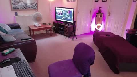 Snapshot of mrjandmrsj2014 chatting on July 16, 6:14 pm Mr Mrs J online show from July 16, 6:14 pm