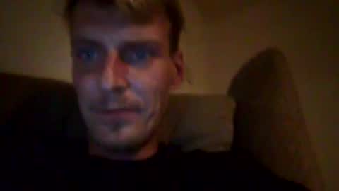Snapshot of mrleitenant chatting on October 26, 8:04 pm mrleitenant online show from October 26, 8:04 pm
