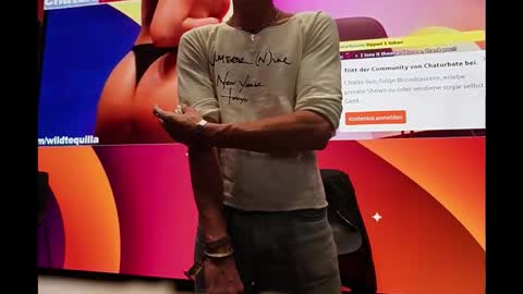 Snapshot of mrlong23cm chatting on September 27, 3:17 pm Mr Long online show from September 27, 3:17 pm