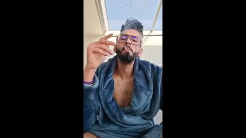 Snapshot of mrlongplay835366 chatting on March 4, 9:15 am mrlongplay835366 online show from March 4, 9:15 am