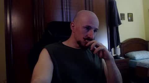 Snapshot of mrman0223 chatting on November 22, 10:36 am Antony online show from November 22, 10:36 am